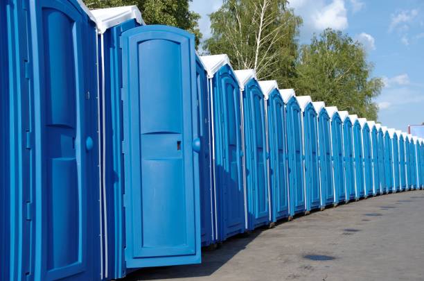 Best Portable restroom trailer rental  in Yadkinville, NC